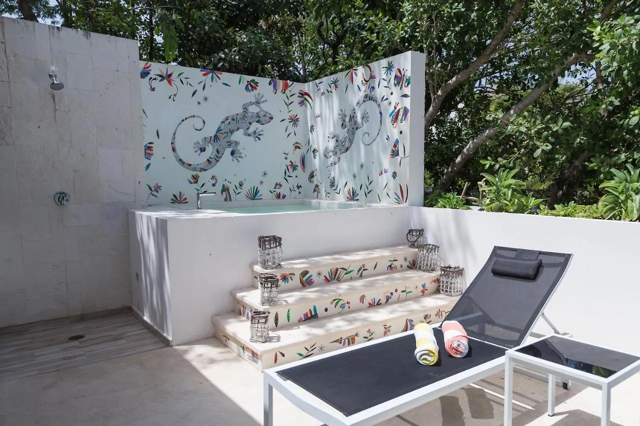 Luxury Private Villas , Private Pool, Private Garden, Jacuzzi, 24Hours Security Tulum 0*,  Mexico