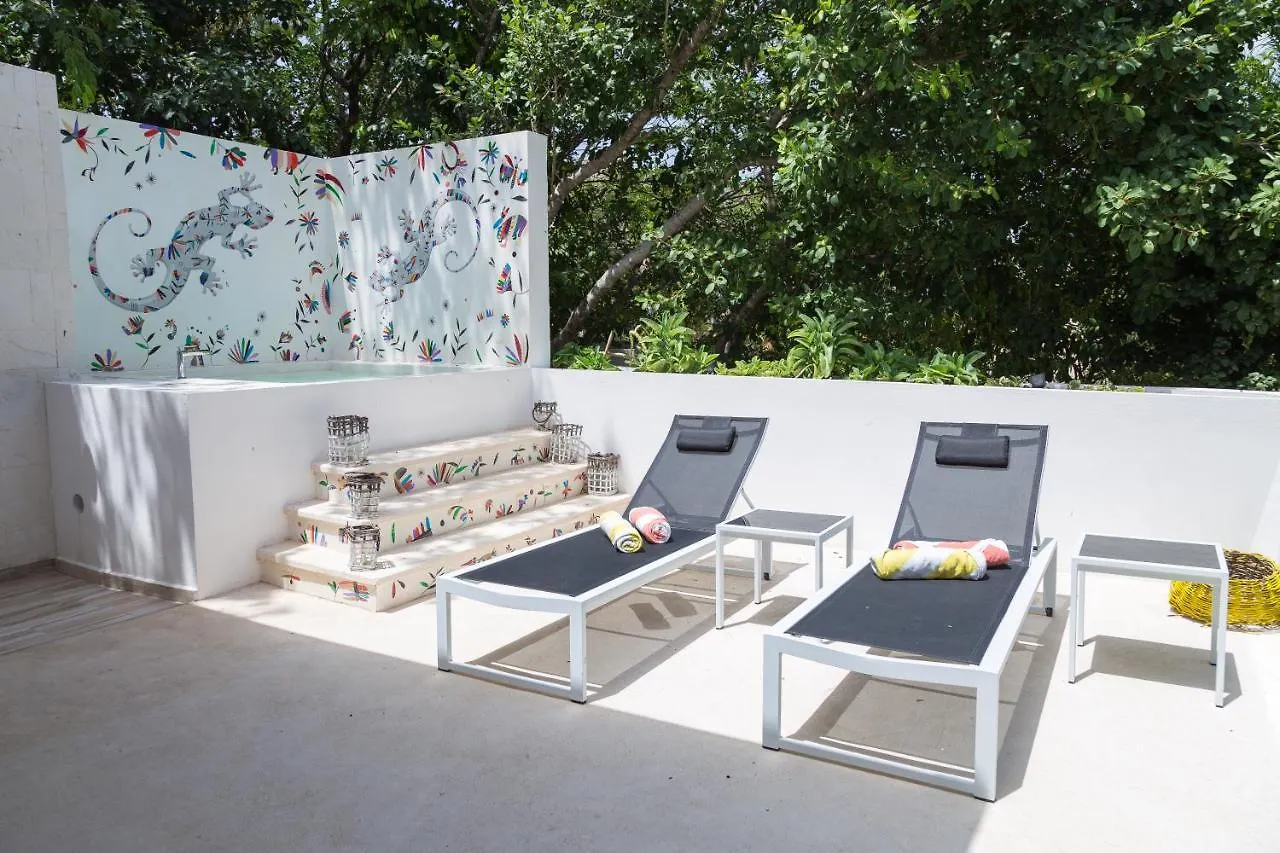 Luxury Private Villas , Private Pool, Private Garden, Jacuzzi, 24Hours Security Tulum