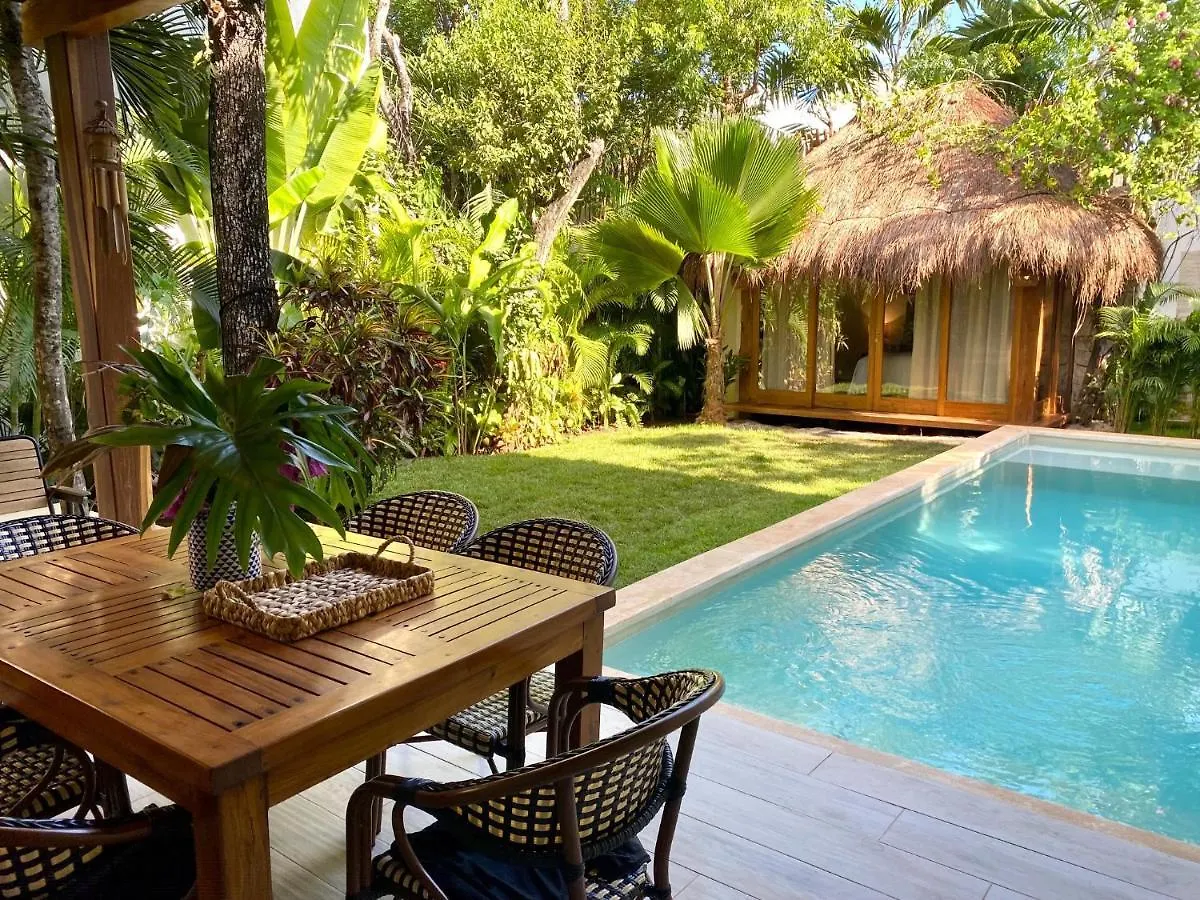 Luxury Private Villas , Private Pool, Private Garden, Jacuzzi, 24Hours Security Tulum
