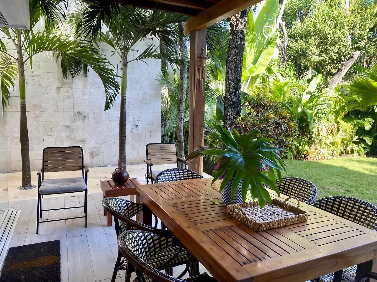 Luxury Private Villas , Private Pool, Private Garden, Jacuzzi, 24Hours Security Tulum
